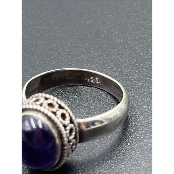 Vintage Sterling Silver Oval Purple Amethyst Cabochon Bezel Set Ring Sz 7.5 - Picture 5 of 10